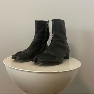 Margiela ‘Tabi’ Men’s Ankle Boots